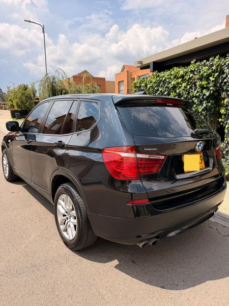 BMW X3 XDrive28i - imagen secundaria 2