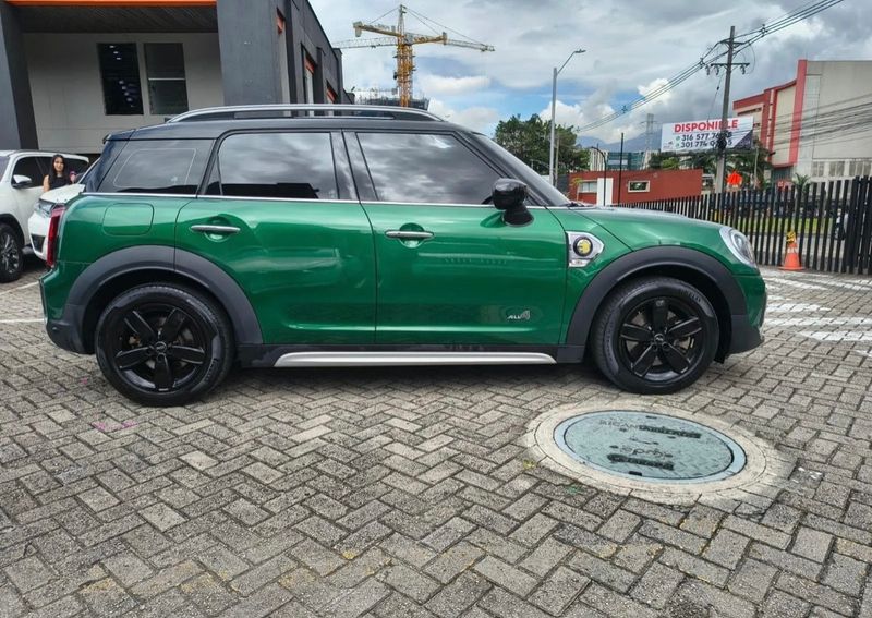 Mini cooper countryman hibrid - imagen secundaria 2