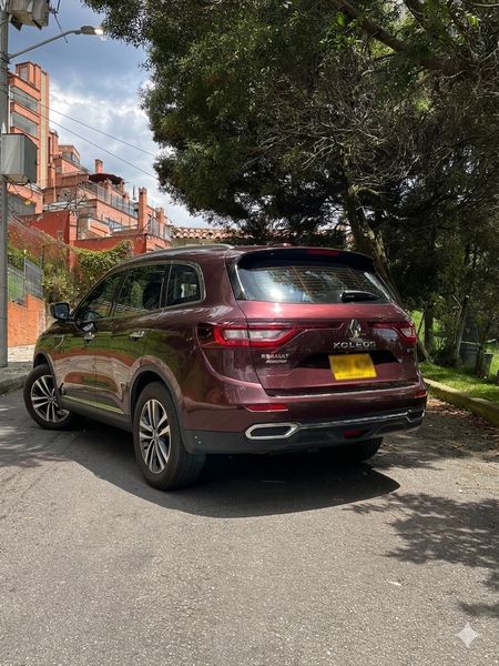 Renault Koleos Intens 2.5L 4X4 - imagen secundaria 2