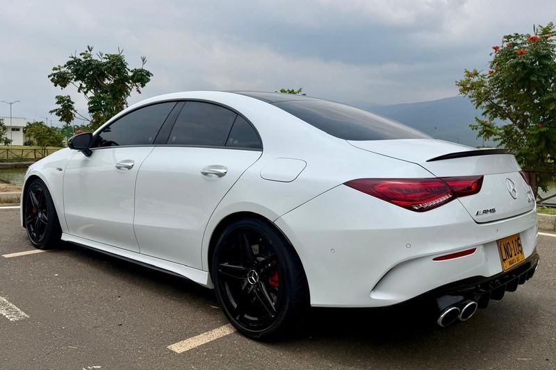Mercedes benz cla 45S amg 2023 - imagen secundaria 2
