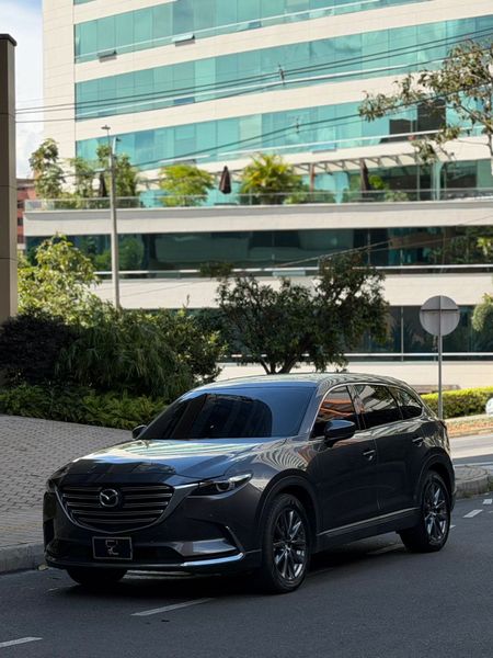 Mazda CX-9 Grand Touring Signature - imagen secundaria 1