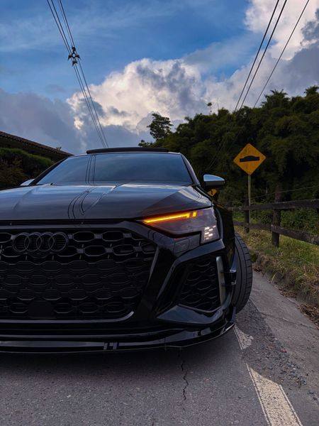 VENDO AUDI RS3 45M en extras - imagen secundaria 1