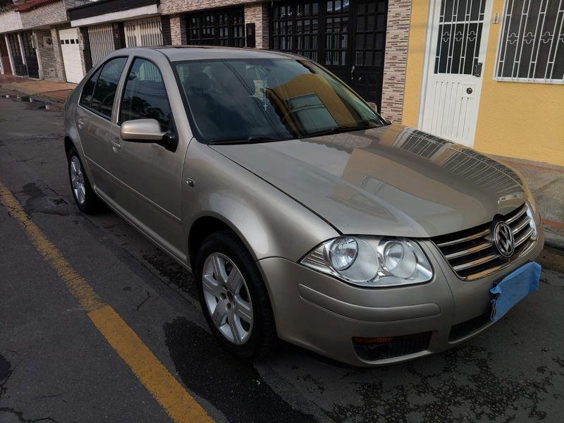 Volkswagen Jetta trendline full equipo - imagen secundaria 1