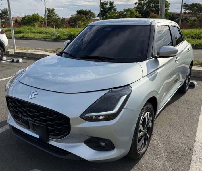 Suzuki Swift GLX 2025 Automático - imagen secundaria 1