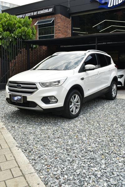 Ford escape se 2019 4x4 - imagen secundaria 1