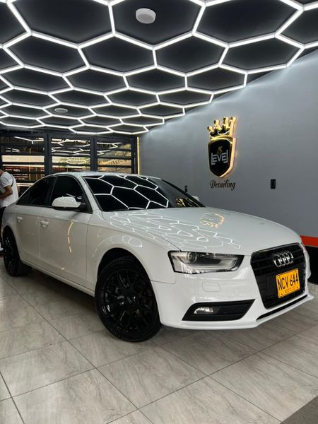 Audi A4 1.8 T 2013  Mecánico - imagen secundaria 2