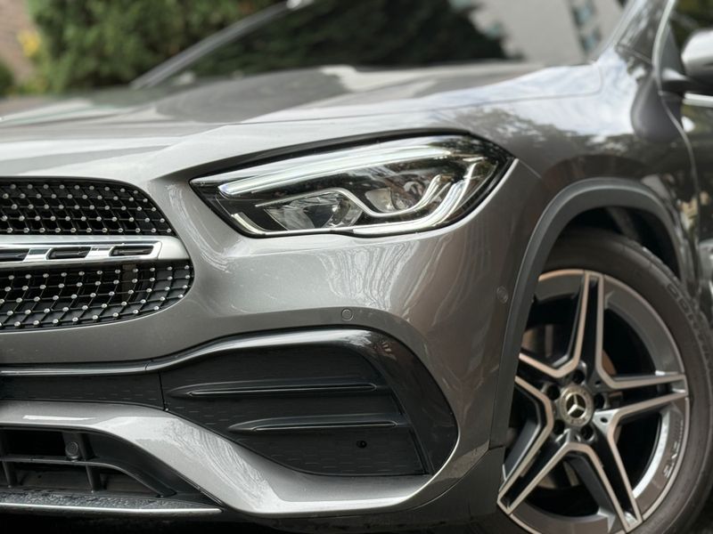 MERCEDES BENZ GLA 200 2023 - imagen secundaria 1