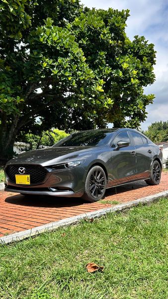 Mazda 3 Touring 2022 - imagen secundaria 2