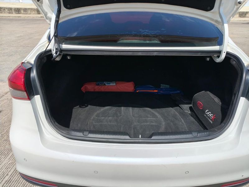 KIA CERATO PRO 2018 - imagen secundaria 2