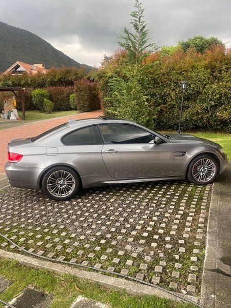 BMW M3 E92 2010 - imagen secundaria 2