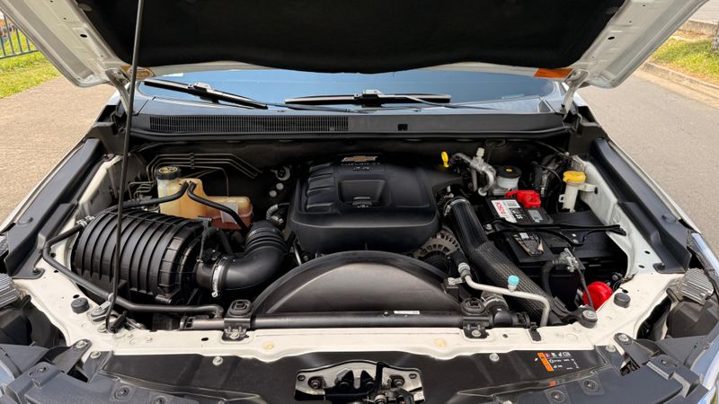 Chevrolet trailblazer 2.8 LTZ premier - imagen secundaria 2