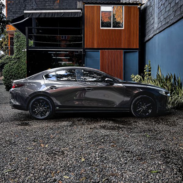 Mazda 3 Touring 2020 - imagen secundaria 1