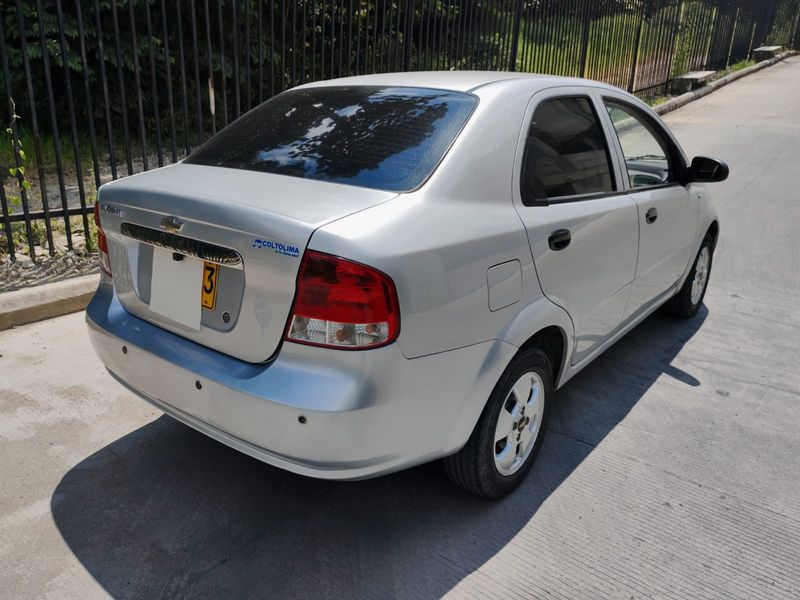Chevrolet Aveo SEDAN  2012 en excelente estado  Listo para traspaso - imagen secundaria 1