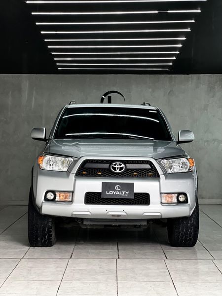 Toyota 4Runner SR5 - imagen secundaria 2