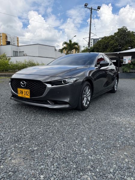 Mazda 3 touring híbrido mod 2023 - imagen secundaria 1