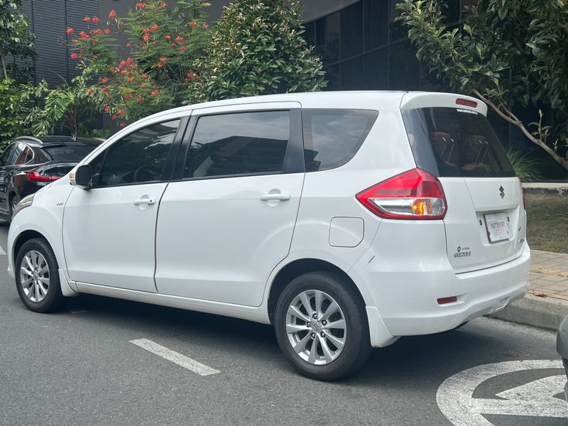 Suzuki Ertiga 1.4 2015 - imagen secundaria 2