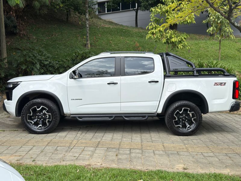 CHEVROLET COLORADO Z71 - imagen secundaria 1