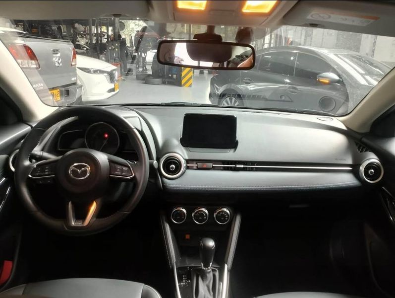 Mazda 2 Grand Touring LX 2023 - imagen secundaria 2