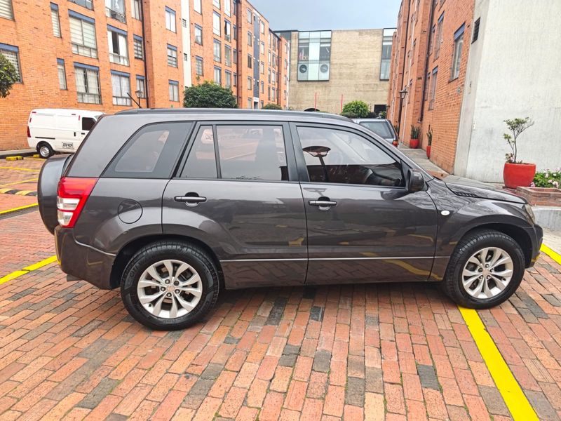 Suzuki Gran Vitara 2.4 - imagen secundaria 2