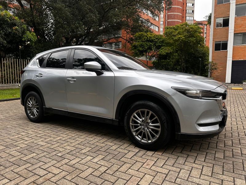 MAZDA CX5 2.0 TOURING - imagen secundaria 1