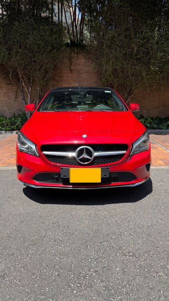 MERCEDES BENZ CLA 180 - imagen secundaria 1