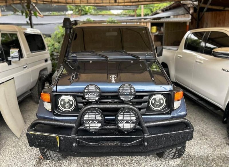 Toyota Land Cruiser macho Carevaca 1999 - imagen secundaria 1