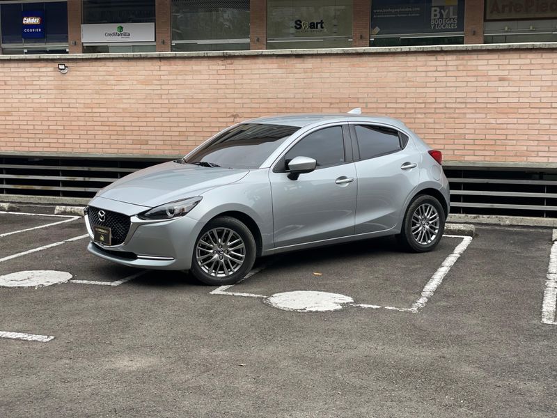 Mazda 2 Grand Touring LX 2022 - imagen secundaria 1