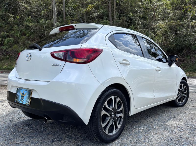 Mazda 2 gran Turíng - imagen secundaria 1