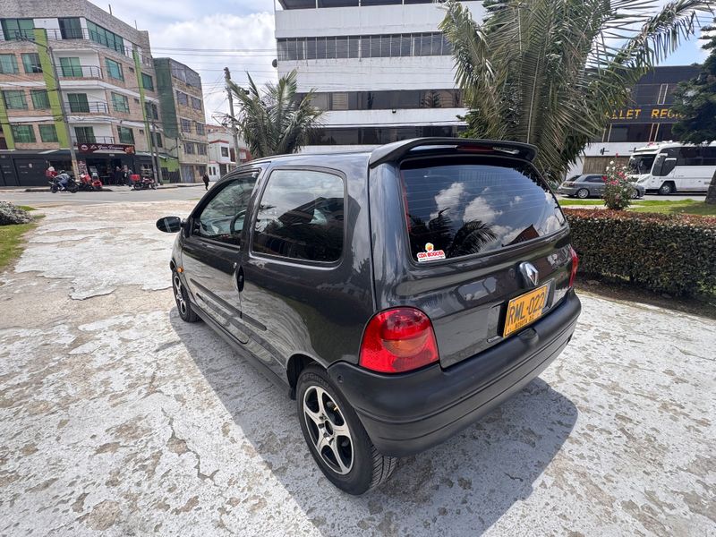 Renault Twingo 2012 AA versión ACESS - imagen secundaria 2