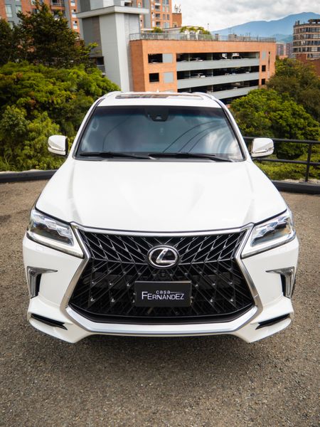 Lexus 570 Súper Sport blindada 2017 - imagen secundaria 1