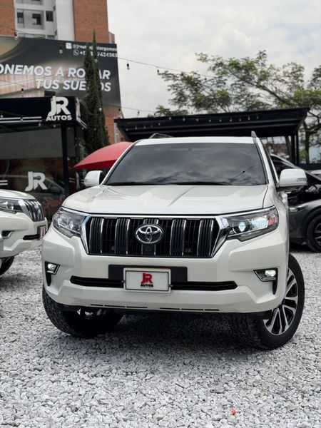 TOYOTA LAND CRUISER PRADO TXL 2020 - imagen secundaria 1