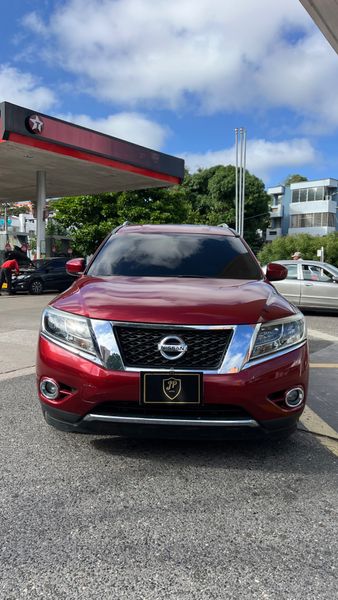 Nissan Pathfinder Sense - imagen secundaria 1