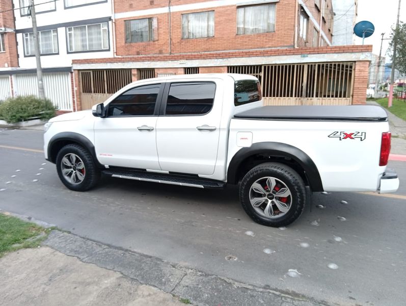 Jac j2 2023 2.0 T 1 4x4 - imagen secundaria 2