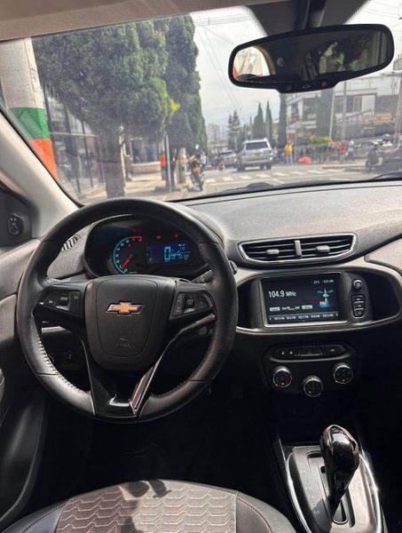 Chevrolet Onix LTZ 2018 - imagen secundaria 2