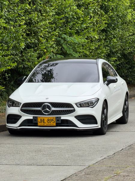 Mercedes Benz Cla 180 AMG Line 2020 - imagen secundaria 2