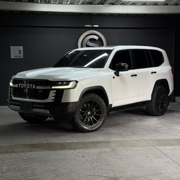 Toyota LC300 Land Cruiser 300 GR 2024 Diesel Blindaje 2 Plus