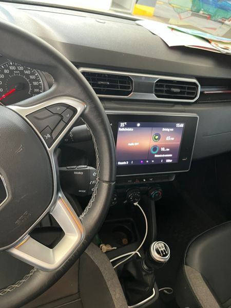 Renault duster 2022 4x2 mecanica - imagen secundaria 2