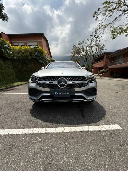 Mercedes Benz GLC300e 4matic Coupe AMG Line 2021 Automática Híbrida Enchufable Único Dueno 4x4 - imagen secundaria 1