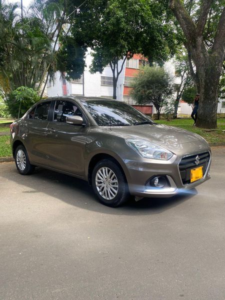 SUZUKI SWIFT DZIRE 2023 - imagen secundaria 2