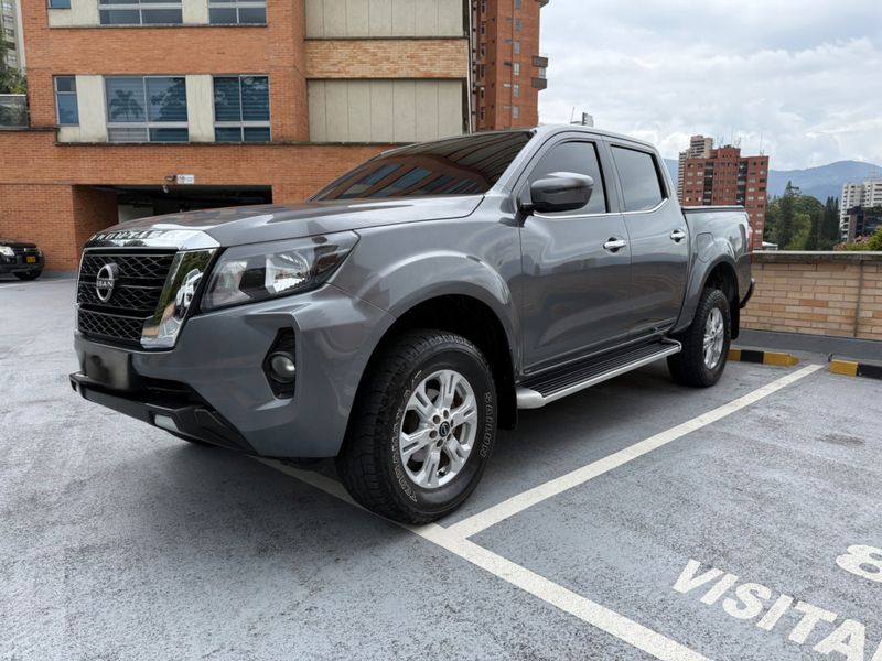 Nissan Frontier 2023 - imagen 1
