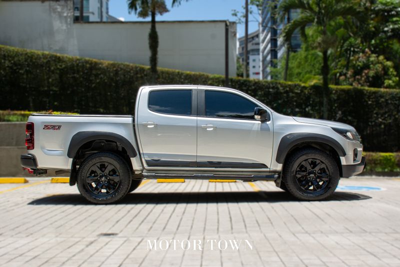CHEVROLET COLORADO Z71 2022 - imagen secundaria 1