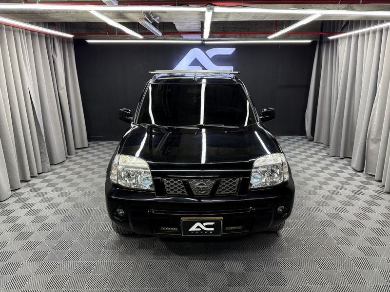 Nissan X-Trail 2.5 X Ltd - imagen secundaria 1