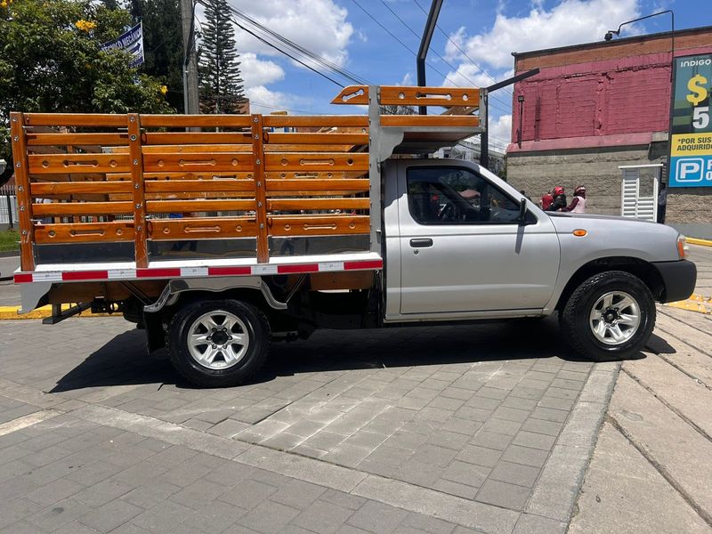 NISSAN D22NP300 - imagen secundaria 2