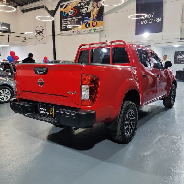 Nissan Frontier 2022 - imagen secundaria 1