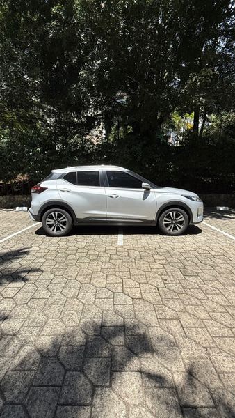 NISSAN KICKS 2022 AUTOMÁTICA - imagen secundaria 2