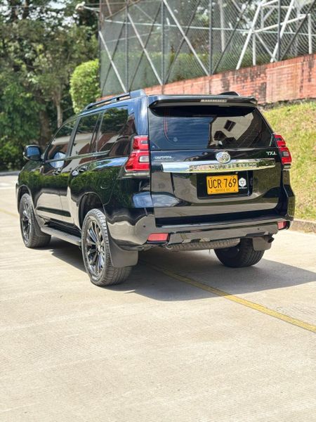 Toyota Prado TXL 2015 - imagen secundaria 2