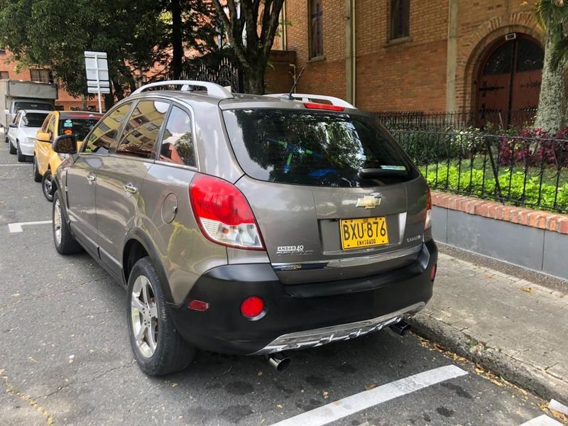 Chevrolet Captiva Sport 2011 - imagen secundaria 2