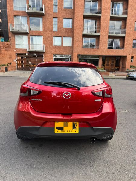 Mazda 2 Grand touring LX AT modelo 2017 - 61 mil kms - imagen secundaria 1