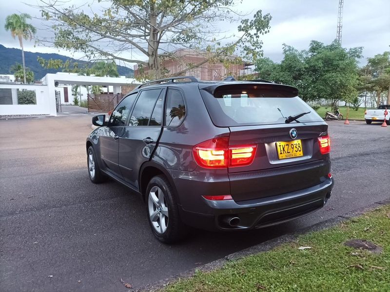 BMW X5 - imagen secundaria 1