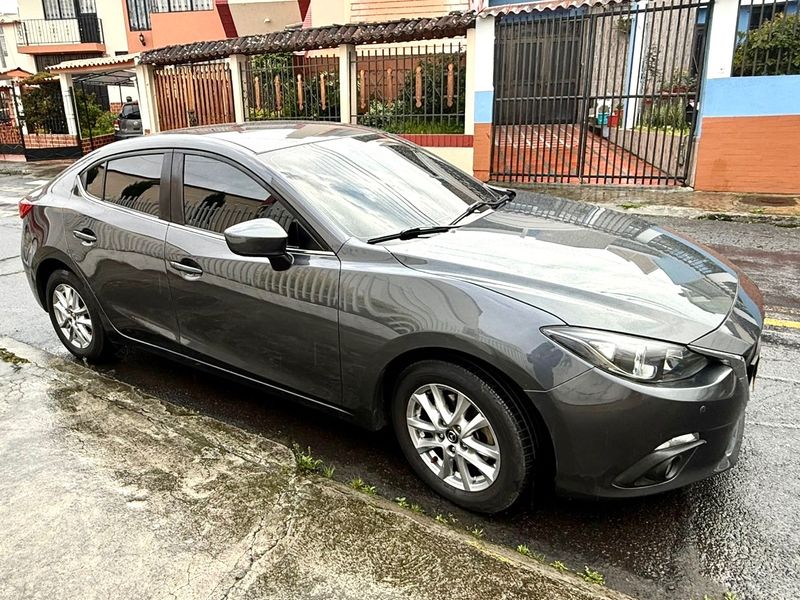 Mazda 3 Touring 2017 - imagen secundaria 2